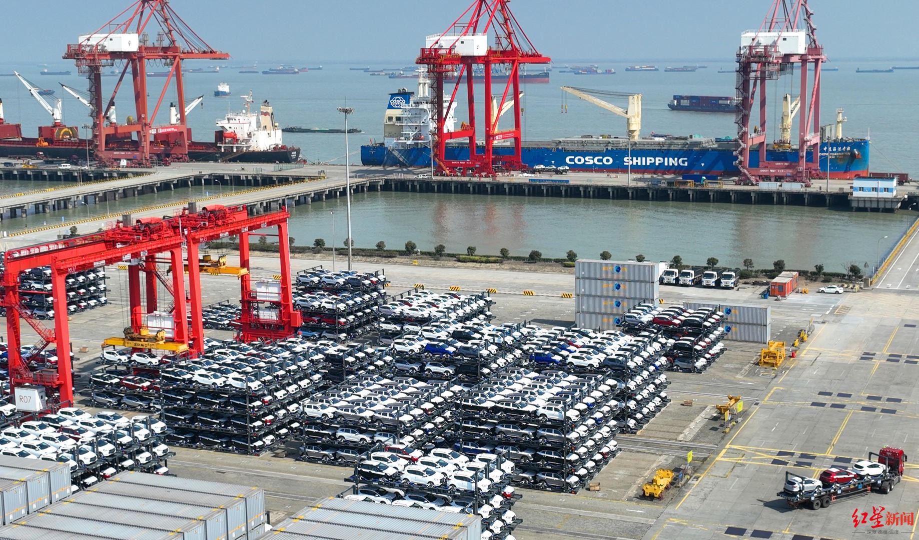 4月貨物進(jìn)出口總額34347億元，同比增長8.9%，高技術(shù)制造業(yè)引領(lǐng)增長